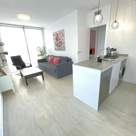 Lhome קדיז