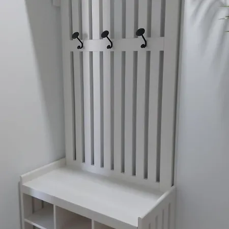 Lhome דירה