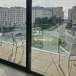 דירה Lhome