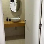 Lhome דירה *